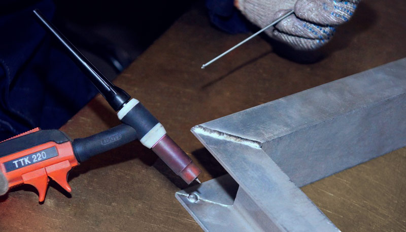 aluminyo hinang sa pamamagitan ng argon arc welding