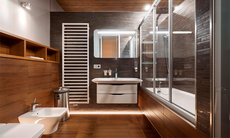 Nelielas vannas istabas dizains