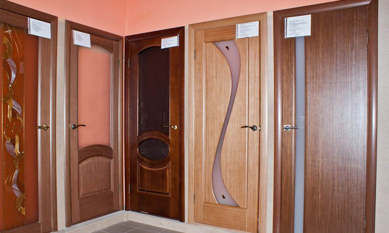 Veneered interior door - mga pagsusuri at rekomendasyon ng gumagamit