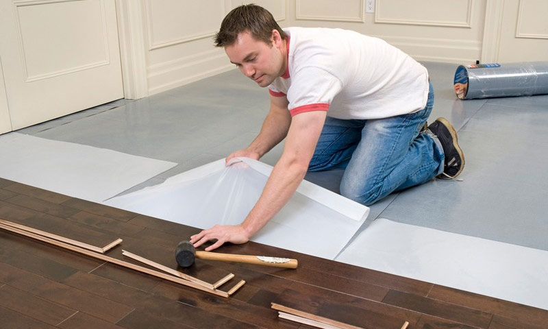 Hogyan és milyen hordozót kell választani a laminált padló vagy parketta táblához