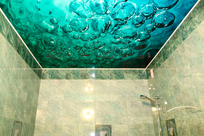 натиазхнои потолок в ваннои пвх 1